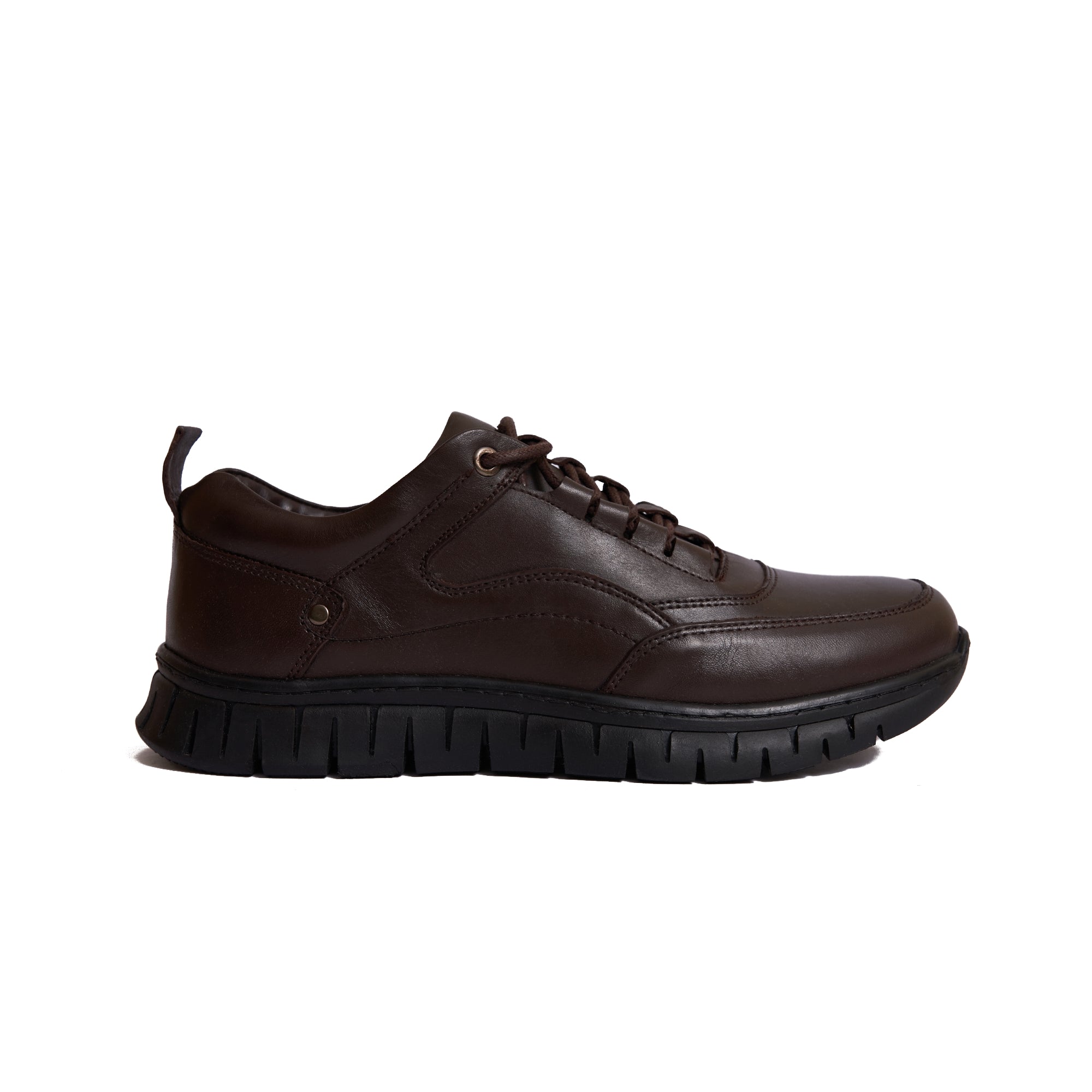 Men's Casual leather shoes Model G11- Brown Color.