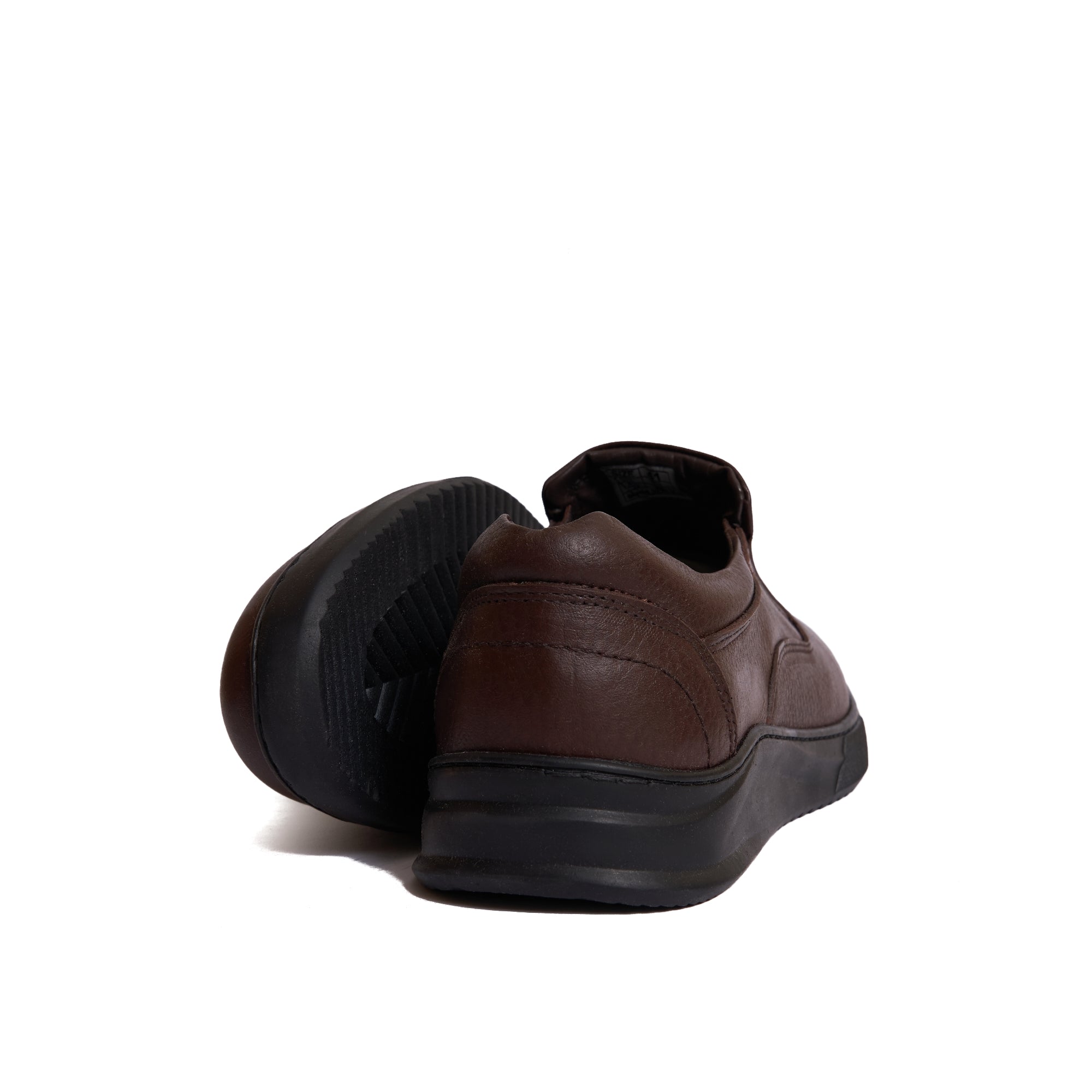 Men's Casual leather shoes Model Z10 - Brown Color.