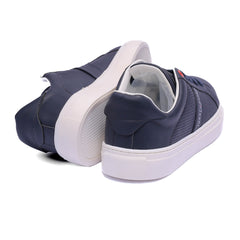 "Men's fashion sneaker, Model V999 in navy – sleek design with a versatile and modern look."